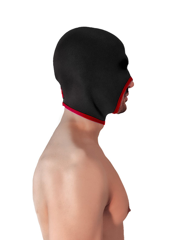 https://new.poppers.com/images/product_images/popup_images/brutus-blind-neoprene-face-fucker-hood-black-red__2.jpg