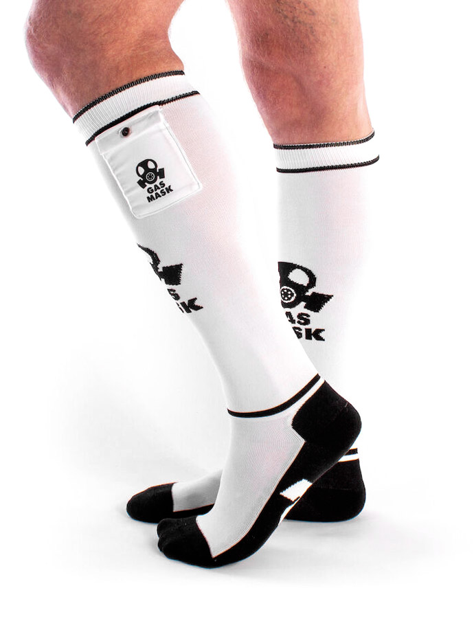 https://new.poppers.com/images/product_images/popup_images/brutus-gas-mask-party-socks-with-side-pocket__1.jpg