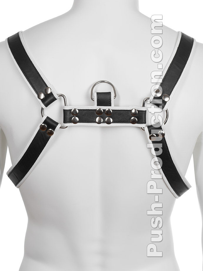 https://new.poppers.com/images/product_images/popup_images/leather-bdsm-top-harness-d-rings-white__2.jpg
